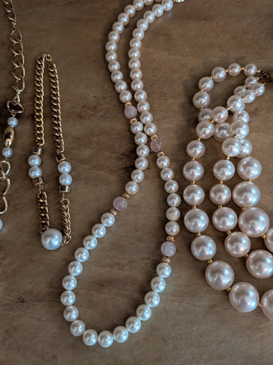 Source Unknown Jewelry - Vintage Set Of Four Costume Pearl Necklaces And Chokers
